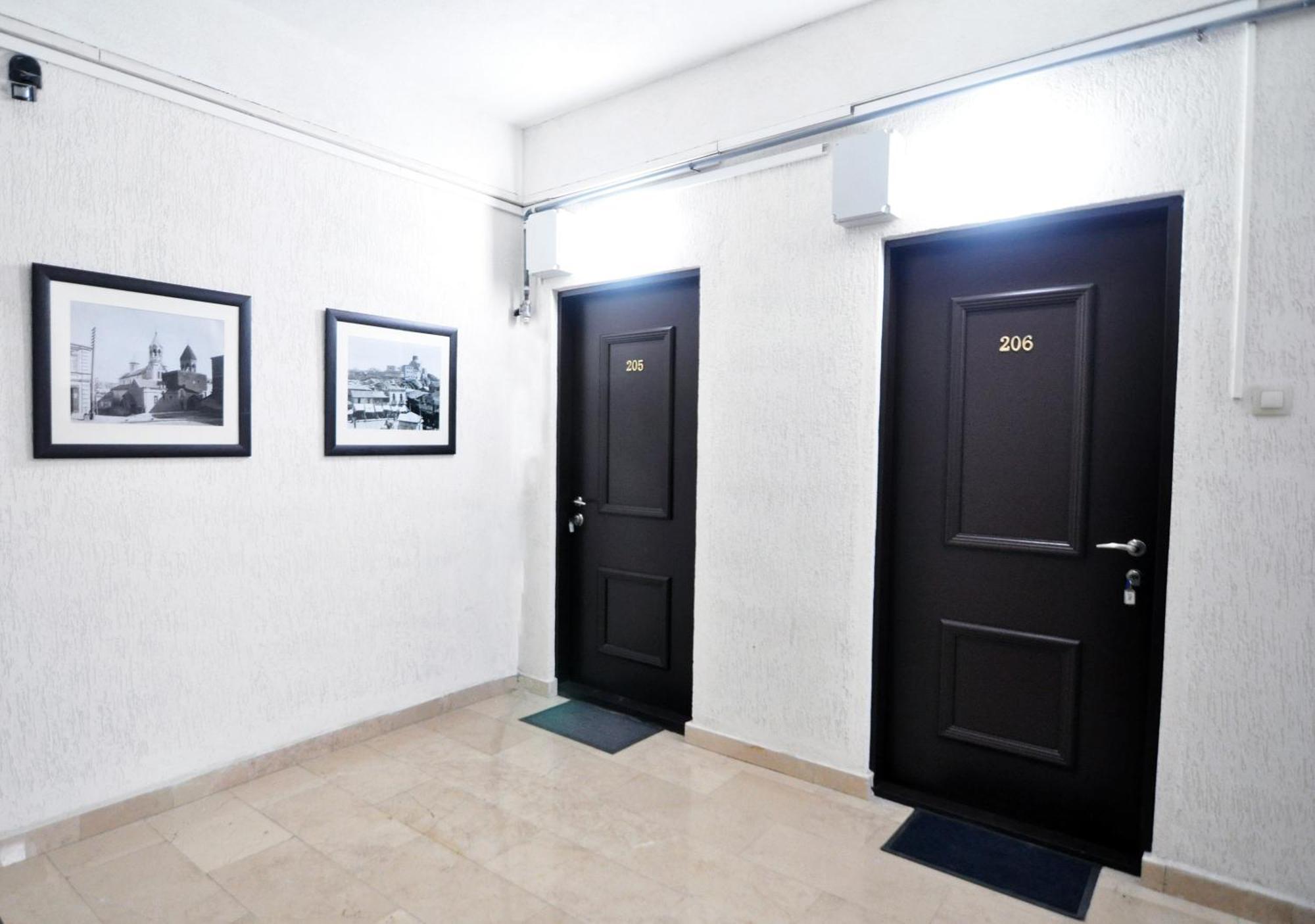 Harmony Apartment III Tbilisi ภายนอก รูปภาพ