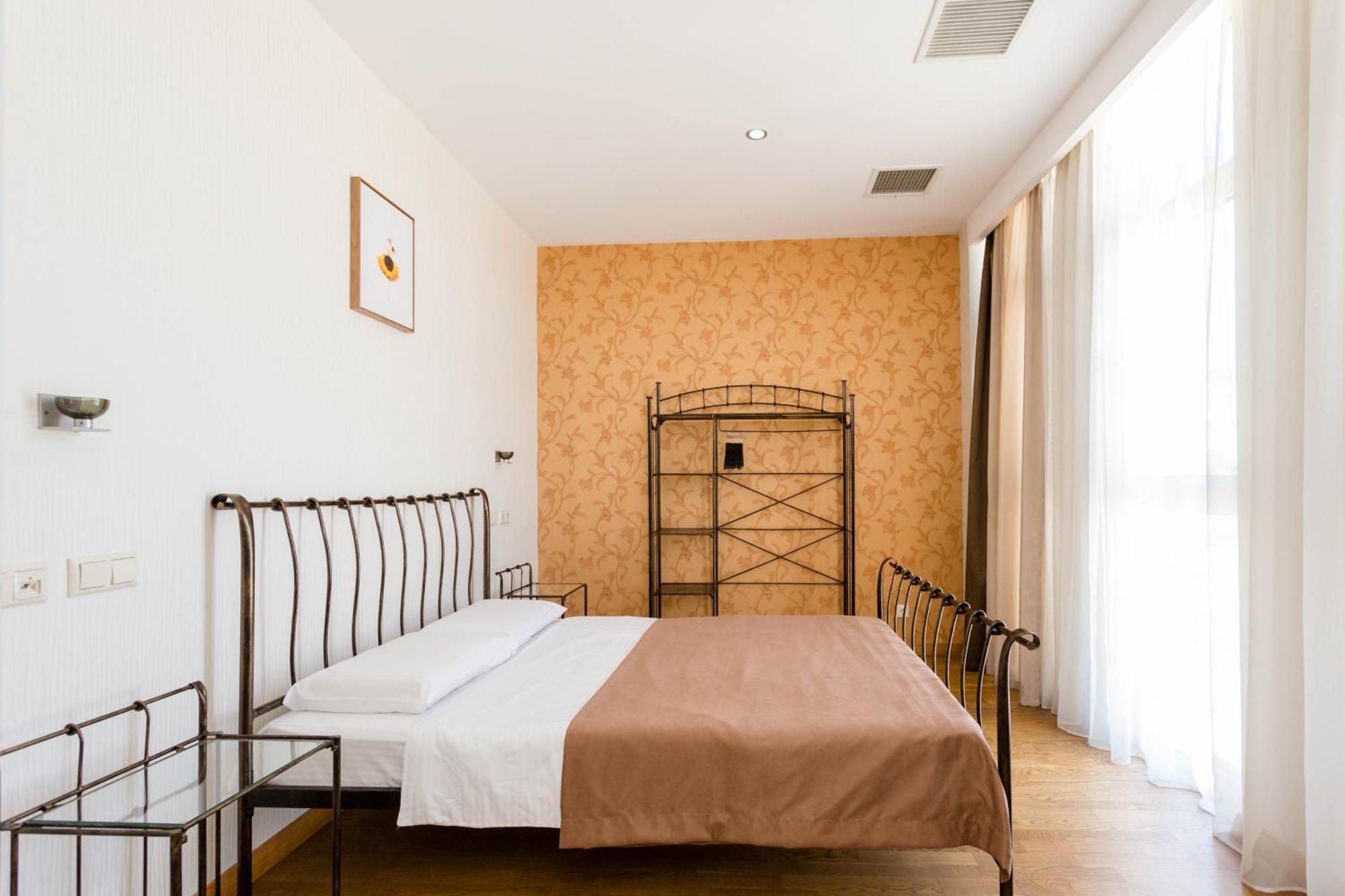 Harmony Apartment III Tbilisi ภายนอก รูปภาพ